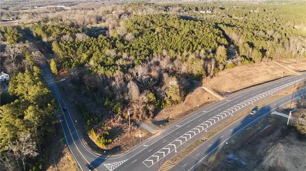 6410 State Rte 140 Highway, Adairsville, GA 30103