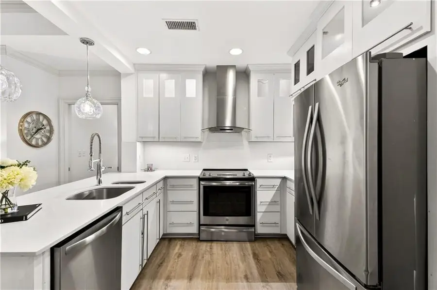 2255 Peachtree Road Ne #323, Atlanta, GA 30309 - Image #2