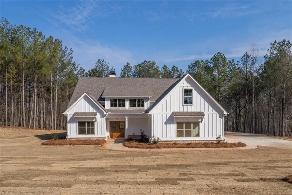 304 Woodfin Way, Social Circle, GA 30025 - Image #1