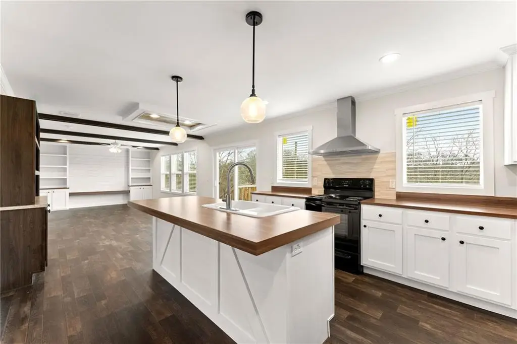 719 Kelly Bridge Road, Dawsonville, GA 30534 - #1