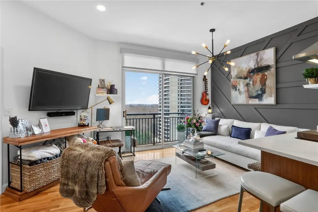 2626 Peachtree Road Nw #1706, Atlanta, GA 30305 - Image #1