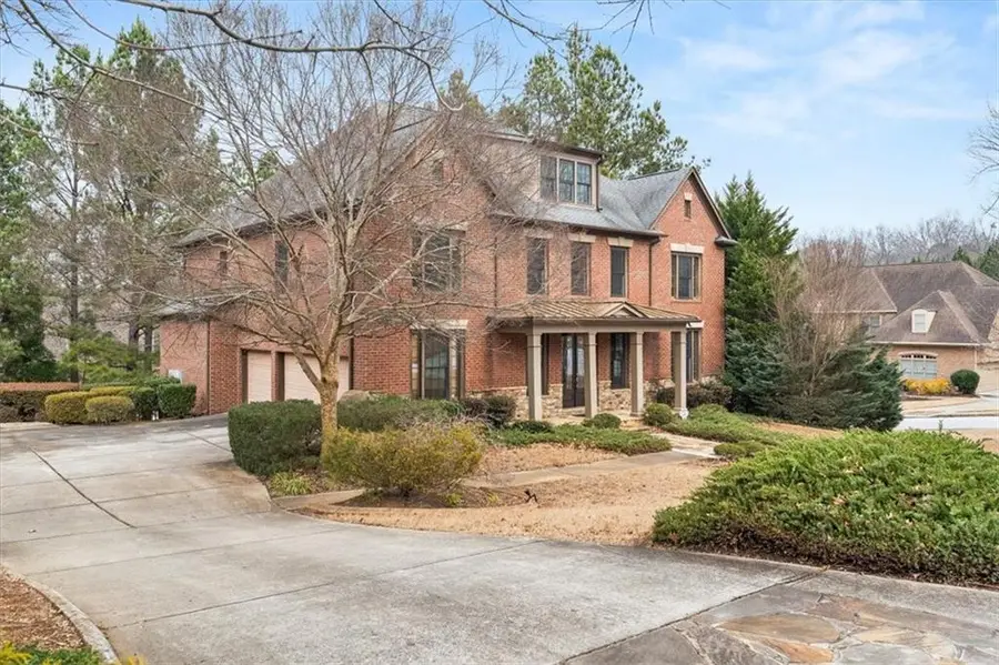 810 Forest Crossing Drive Sw, Atlanta, GA 30331 - Image #2