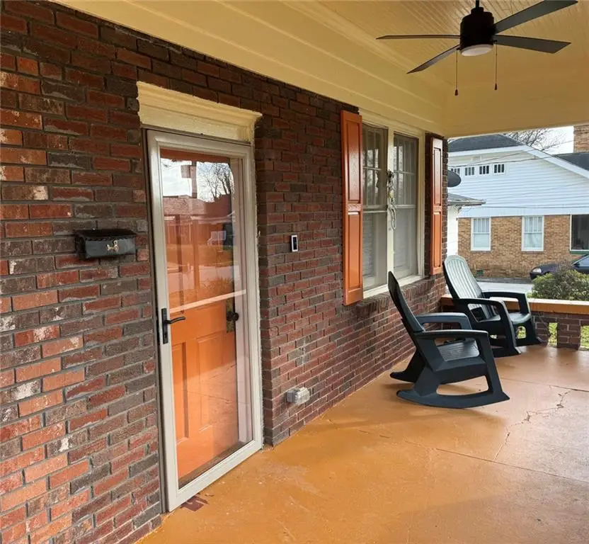 644 SW Holderness Street Sw, Atlanta, GA 30310 - Image #1