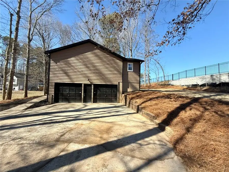 3851 Riding Woods Court Sw, Powder Springs, GA 30127 - Image #2