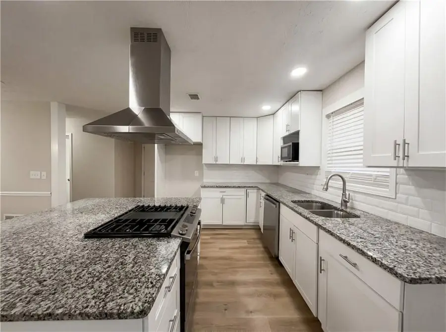 1606 Fieldgreen Overlook, Stone Mountain, GA 30088 - #2