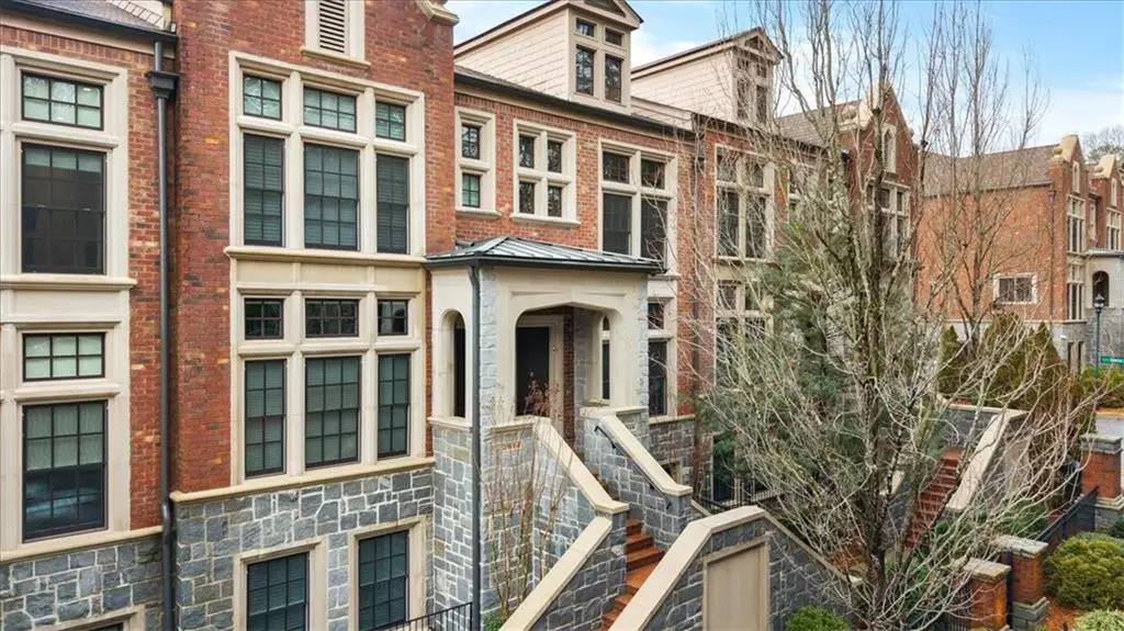 2916 Hermance Drive Ne, Atlanta, GA 30319 - Image #1