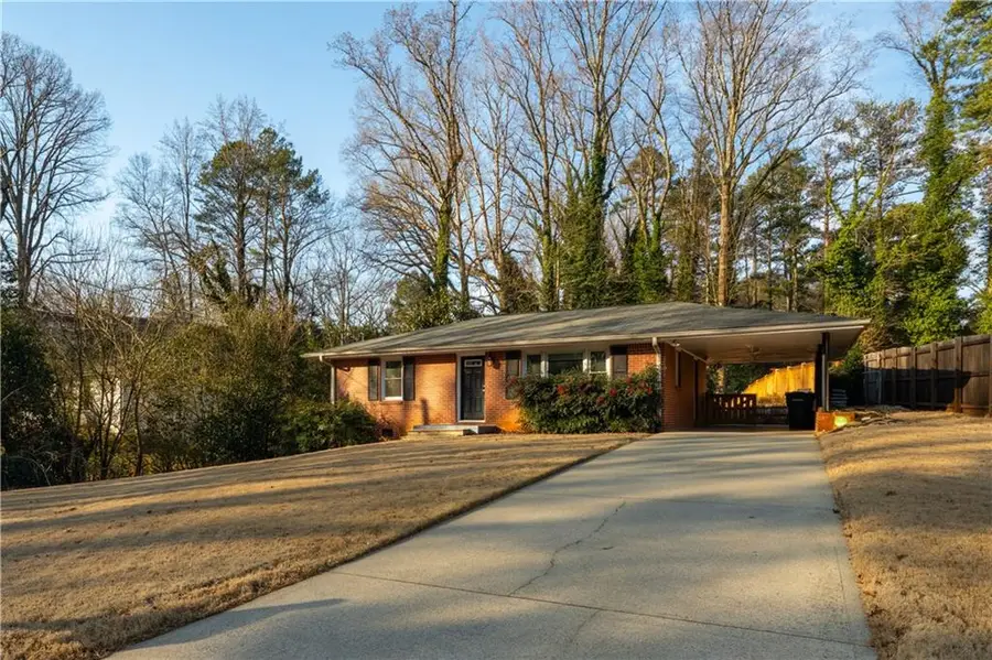 1972 Clearwater Drive Se, Marietta, GA 30067 - Image #2