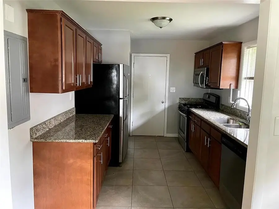 260 Thornton Street Sw, Atlanta, GA 30315 - Image #3