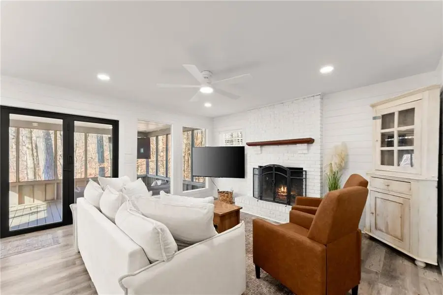 3655 Lodgehaven Circle, Gainesville, GA 30506 - #3