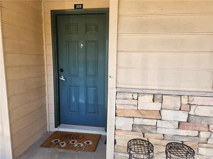 310 Brittany Court, Duluth, GA 30096 - Image #3