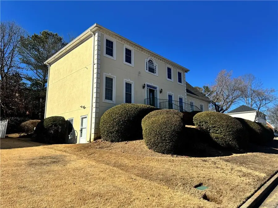 9220 Mackinac Drive, Johns Creek, GA 30022 - #3