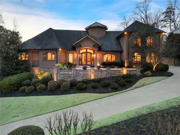 790 Glenairy Drive, Atlanta, GA 30328