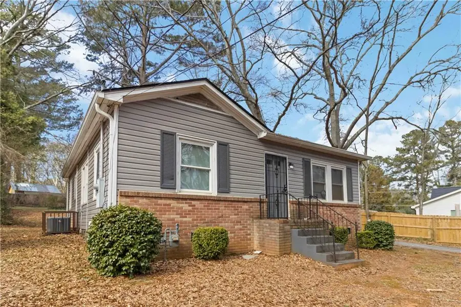 2401 Judson Ave, East Point, GA 30344 - #2