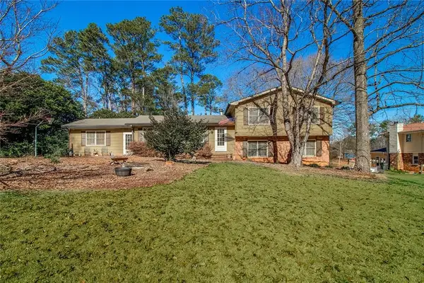 1733 Lamancha Drive, Lawrenceville, GA 30044