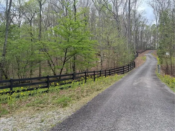 5670 Kennedy Road, Suwanee, GA 30024