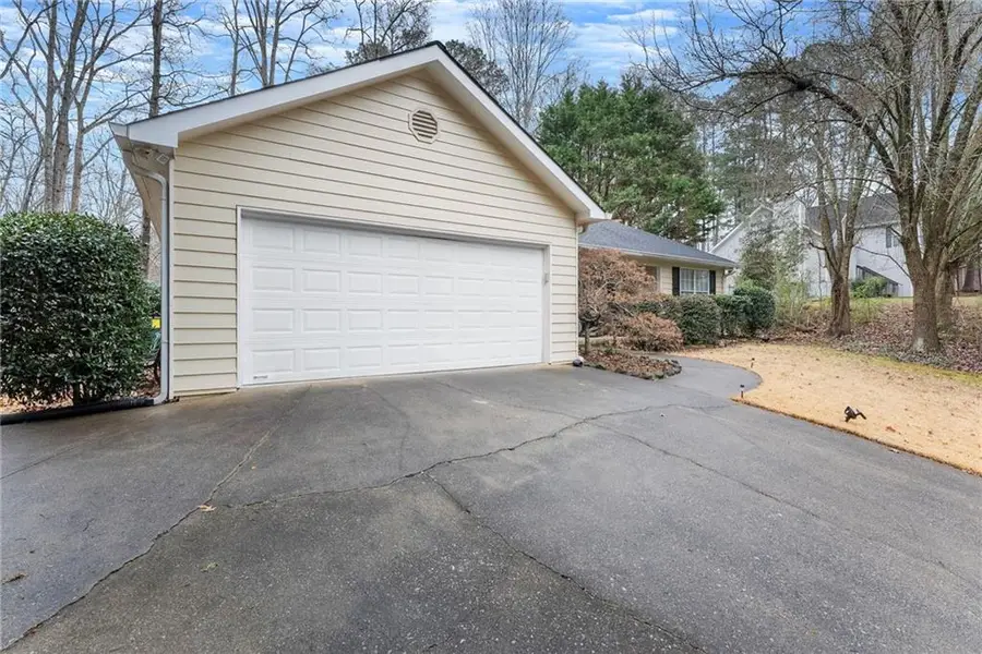 8450 Emerald Pointe Lane, Gainesville, GA 30506 - #2