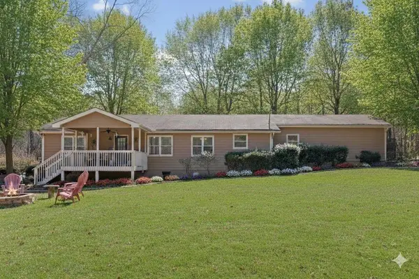 1537 David Lee Street, Acworth, GA 30102