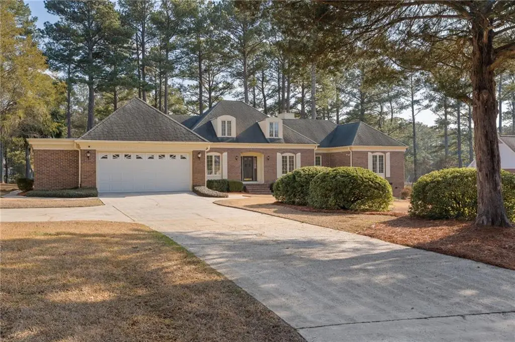 229 Westchester Drive, Griffin, GA 30223 - #1