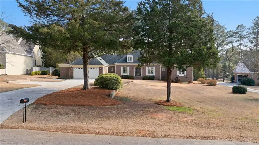 229 Westchester Drive, Griffin, GA 30223 - #3