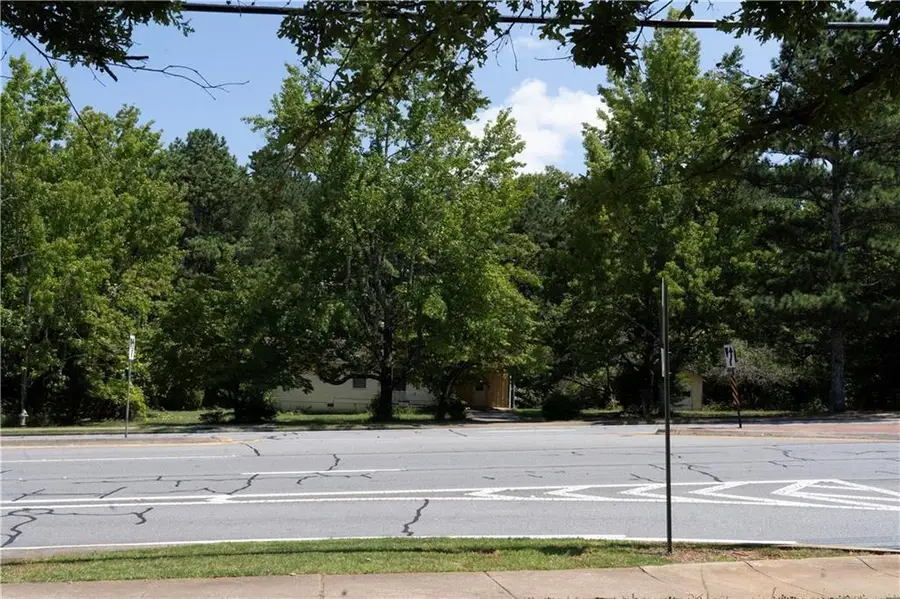 4556 Wade Green Road Nw, Acworth, GA 30102 - #2