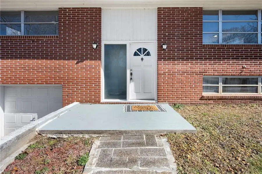 3911 Fraser Circle, Gainesville, GA 30506 - #3