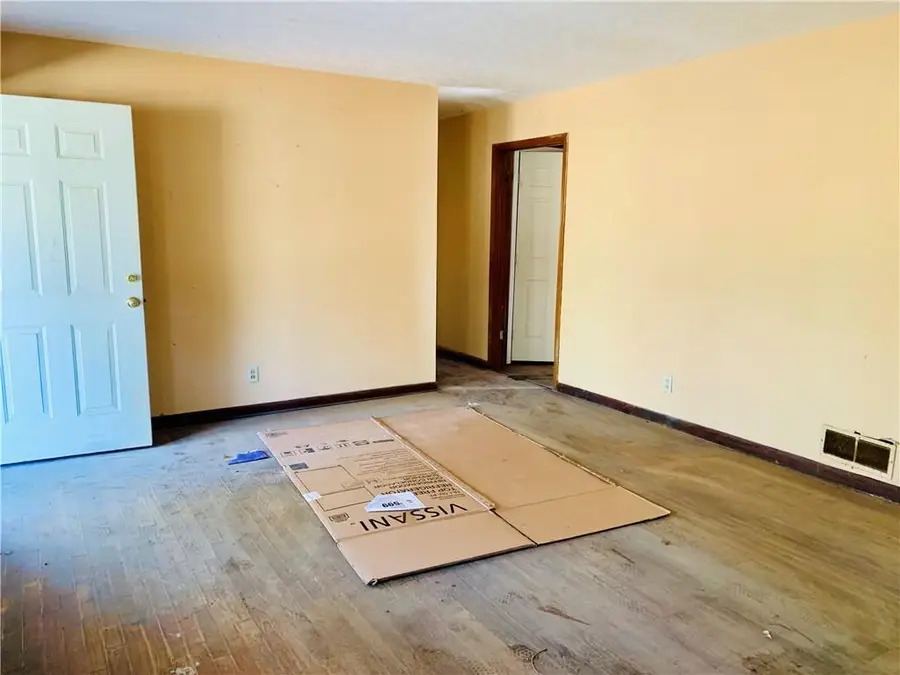 738 Burns Road, Carrollton, GA 30117 - #3