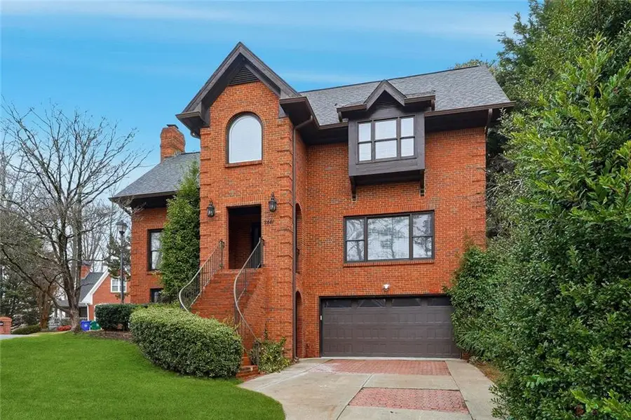 2441 NE Kings Court Ne, Atlanta, GA 30345 - #2