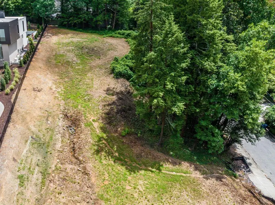 390 W Wesley Road Nw, Atlanta, GA 30305 - #2