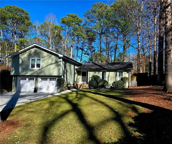 1215 Martin Ridge Road, Roswell, GA 30076