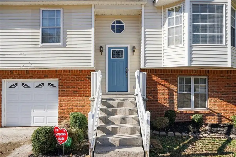 958 Redan Crescent Drive, Stone Mountain, GA 30088 - #3