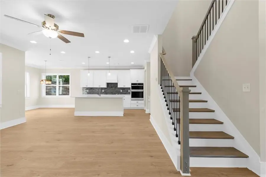 5579 Overview Drive, Flowery Branch, GA 30542 - #2