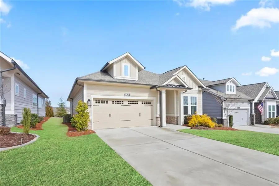 6829 Bungalow Road, Flowery Branch, GA 30542 - #3