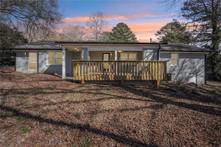 507 Castleaire Drive, Stone Mountain, GA 30087 - #2