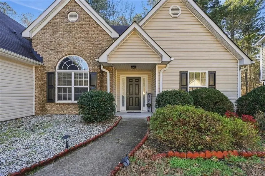 1394 Stephens Pond View, Loganville, GA 30052 - #2