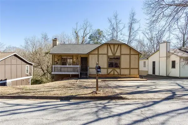 1105 Mainstreet Valley Drive, Stone Mountain, GA 30088