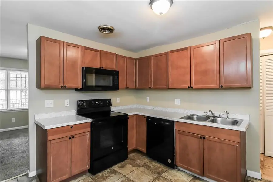 624 Robert E Lee Parkway, Jonesboro, GA 30238 - #3