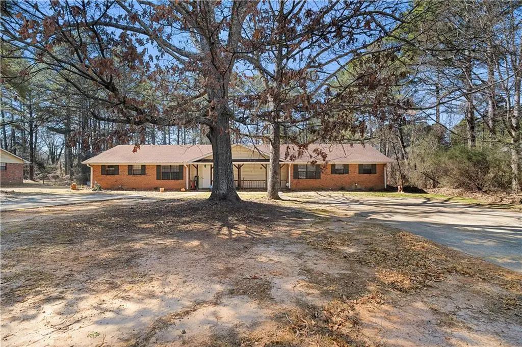 355 Santa Fe Trail, Ellenwood, GA 30294 - #1