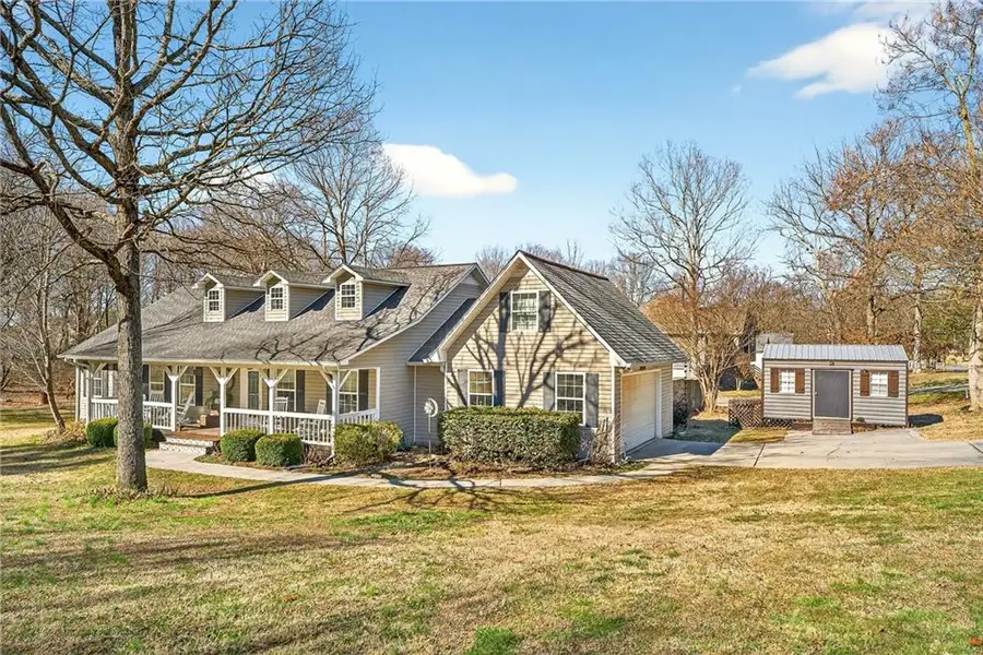 165 Richland Street, Calhoun, GA 30701 - #3