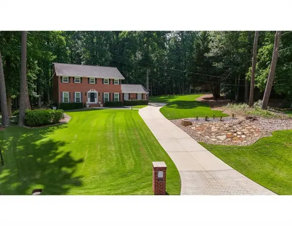 6041 Antebellum Drive, Stone Mountain, GA 30087