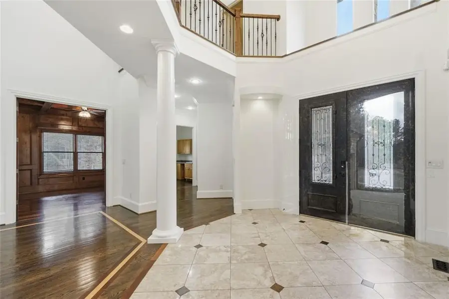 7611 Regency Circle, Sandy Springs, GA 30350 - #2