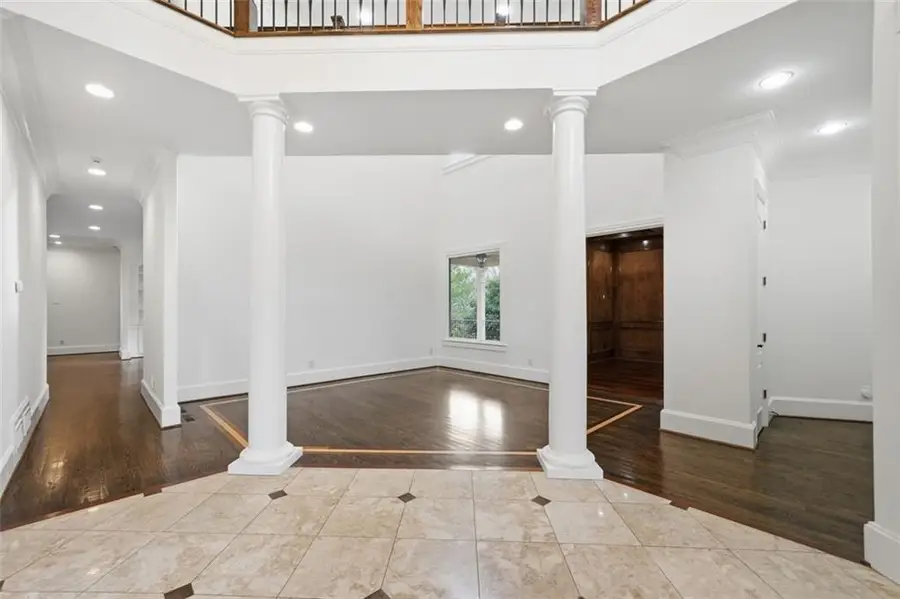 7611 Regency Circle, Sandy Springs, GA 30350 - #3