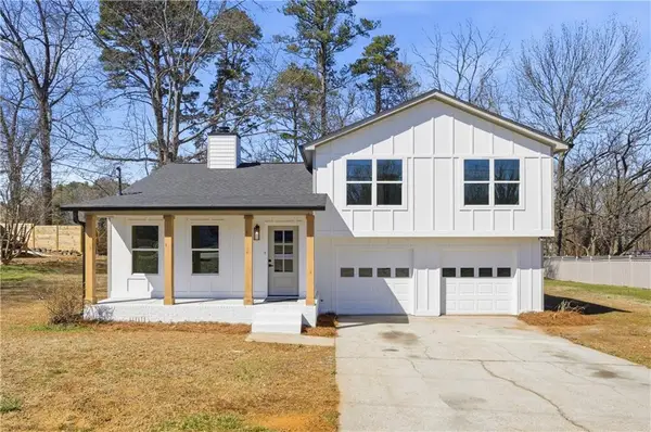 1421 Willow Bend Dr, Snellville, GA 30078