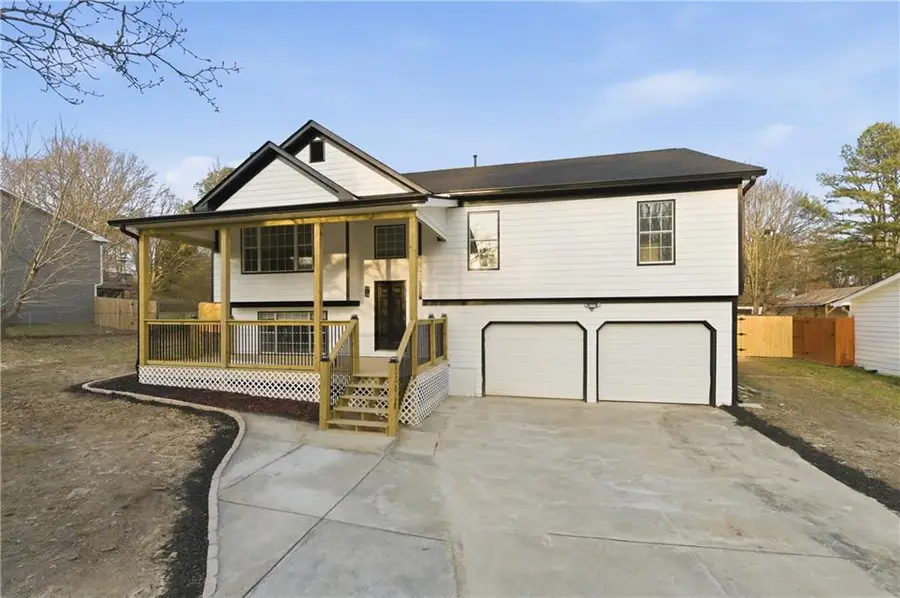 3363 Old Oaks Rd, Buford, GA 30519 - #2