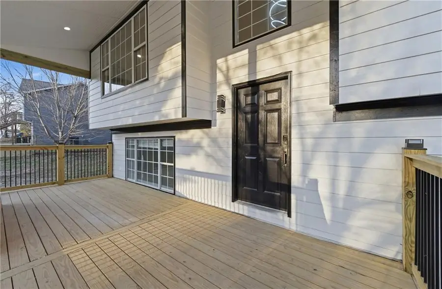 3363 Old Oaks Rd, Buford, GA 30519 - #3