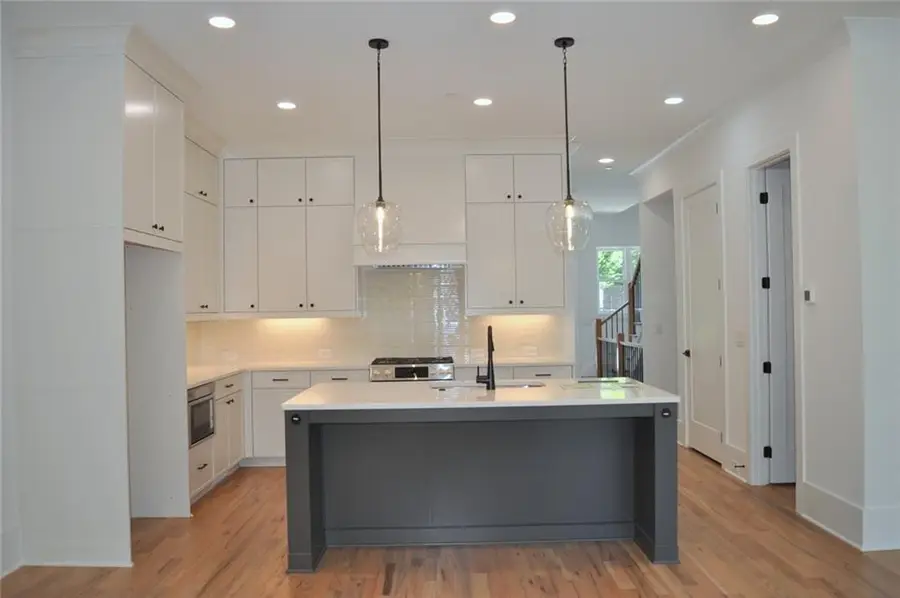 277 White Street Nw, Marietta, GA 30060 - #2