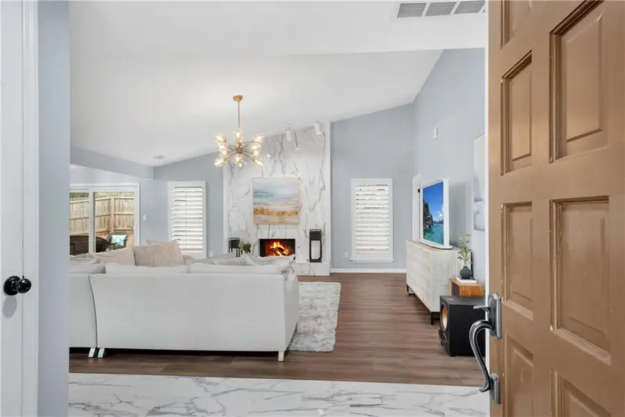 860 Waterbrook Court, Roswell, GA 30076 - #2