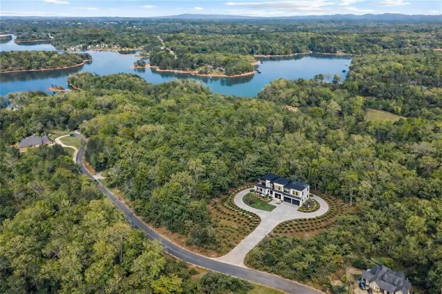 5954 Watermark Cove, Gainesville, GA 30506 - #2