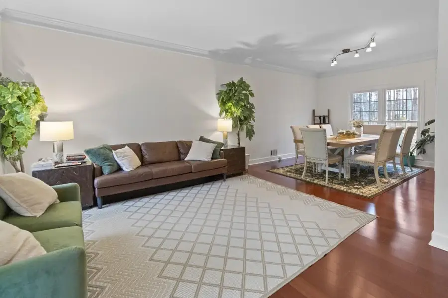 511 Shore Drive Nw, Suwanee, GA 30024 - #3