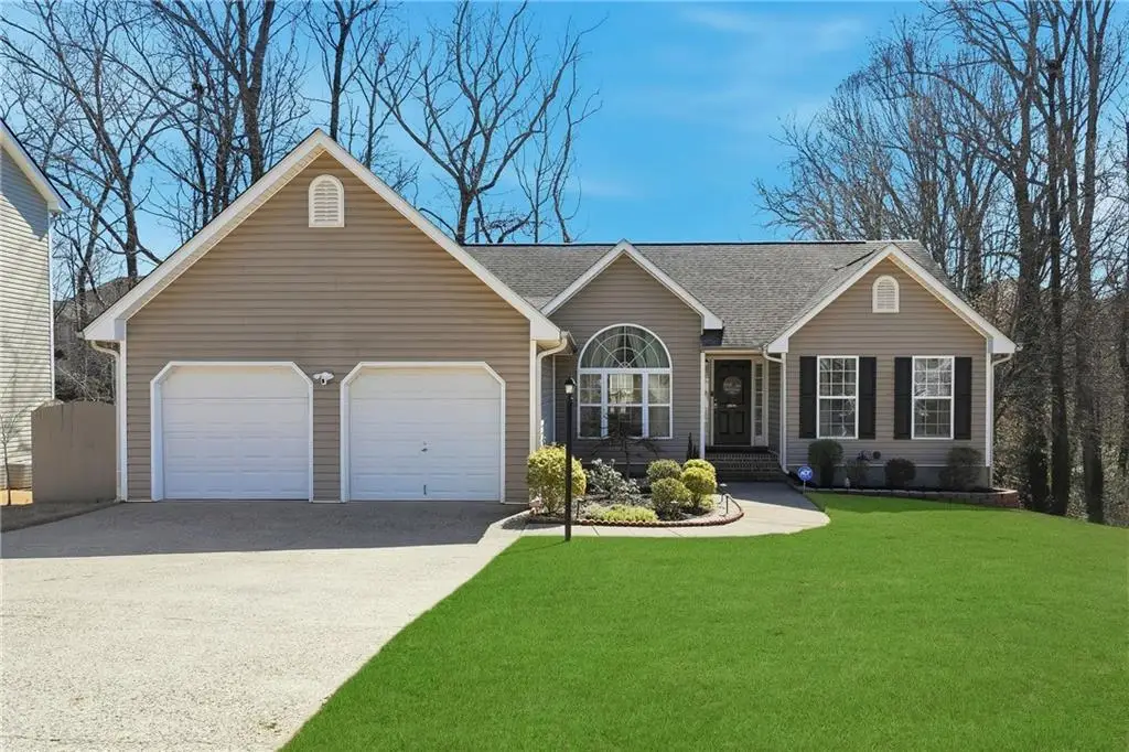 225 Dunagan Dr, Lawrenceville, GA 30045 - #1