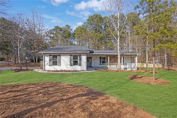 110 Huntington Court, Fayetteville, GA 30214